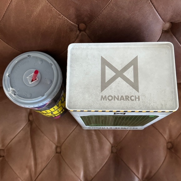 Godzilla X Kong The New Empire Cup & Popcorn Bucket Tin - Picture 4 of 5